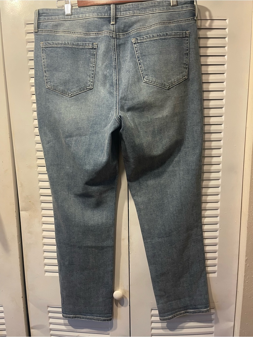 NYDJ Light Blue Margot Girlfriend Jeans with Floral Patch - Picture 3 of 8